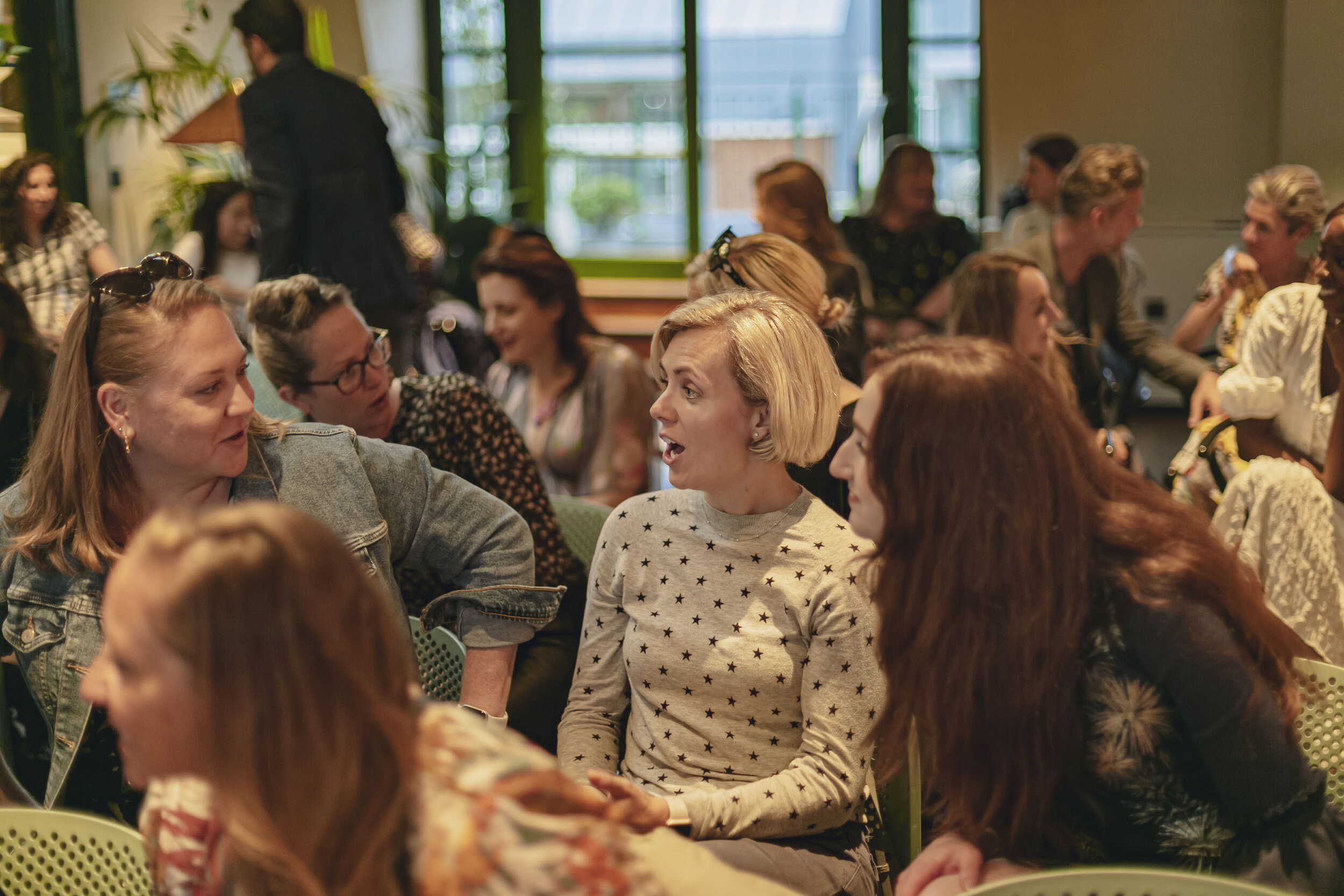 Why You Need To Join A Women's Network In 2024